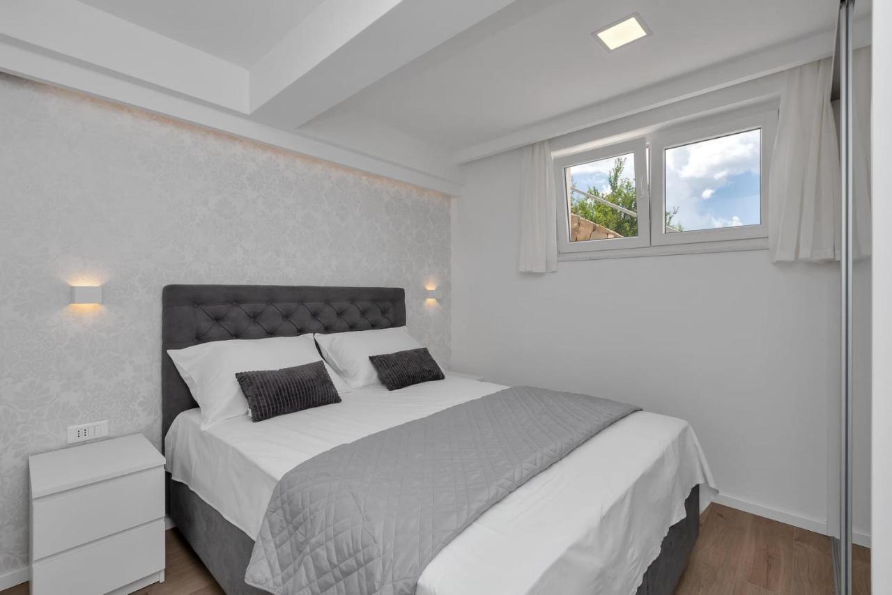 Apartman Pelagos Zivogosce Ngoại thất bức ảnh